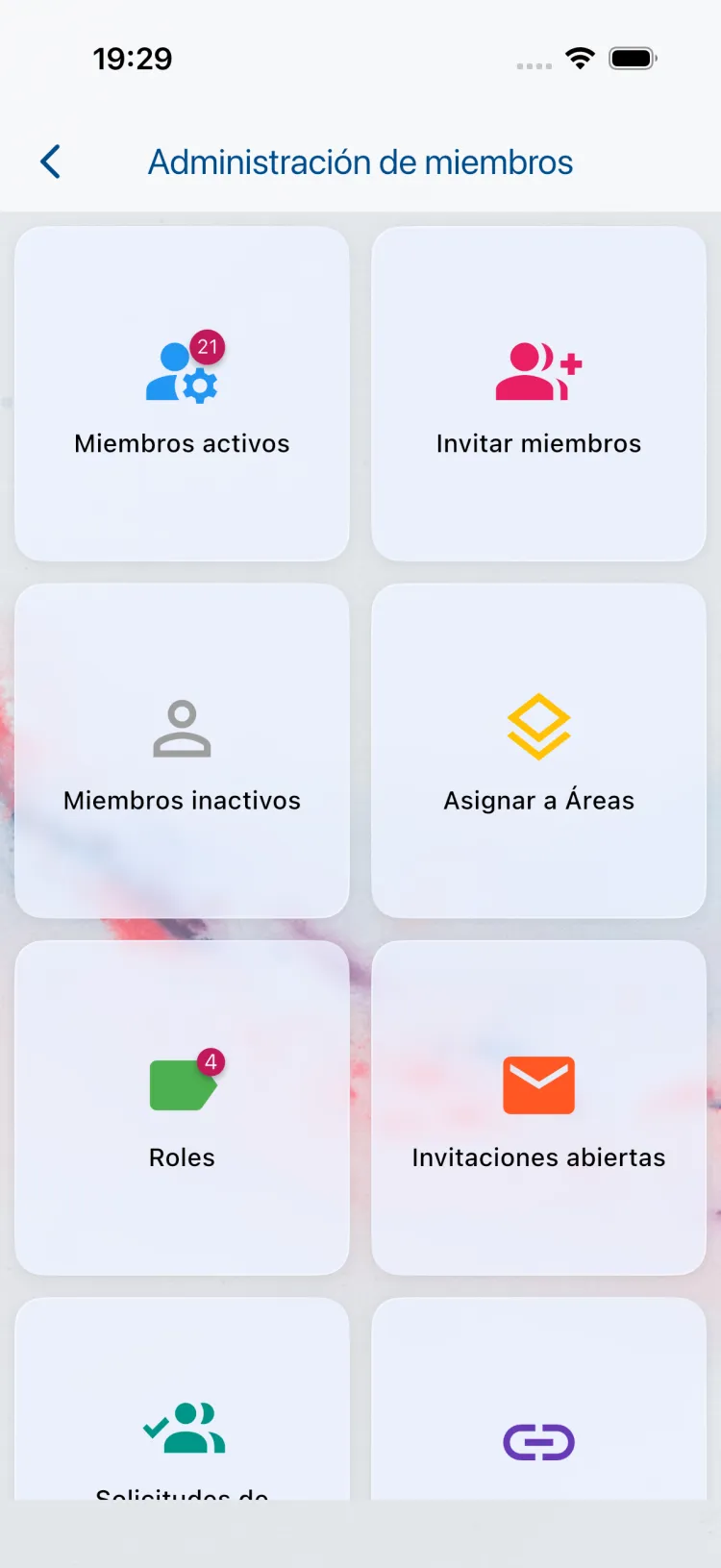 Administración de miembros con "Asignar a Áreas"